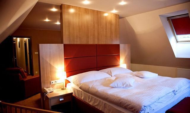 Hotel CLUB #4