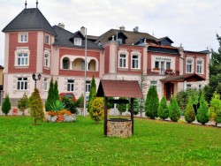 Hotel KRISER Pezinok (Bazin)