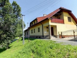 Vila STRÁZAN Poprad - Stráže pod Tatrami (Poprád - Strázsa)
