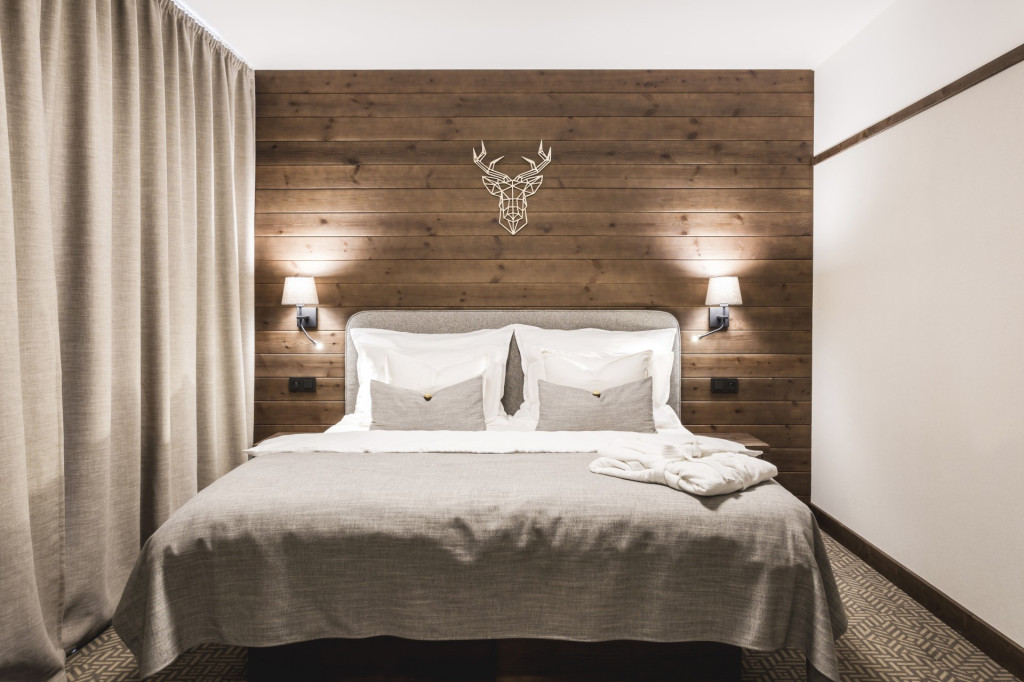 ARIETES MARMONT RESORT #18