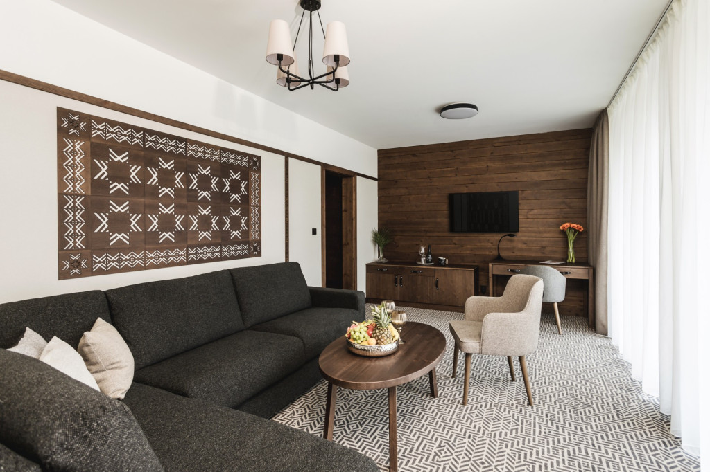 ARIETES MARMONT RESORT #28