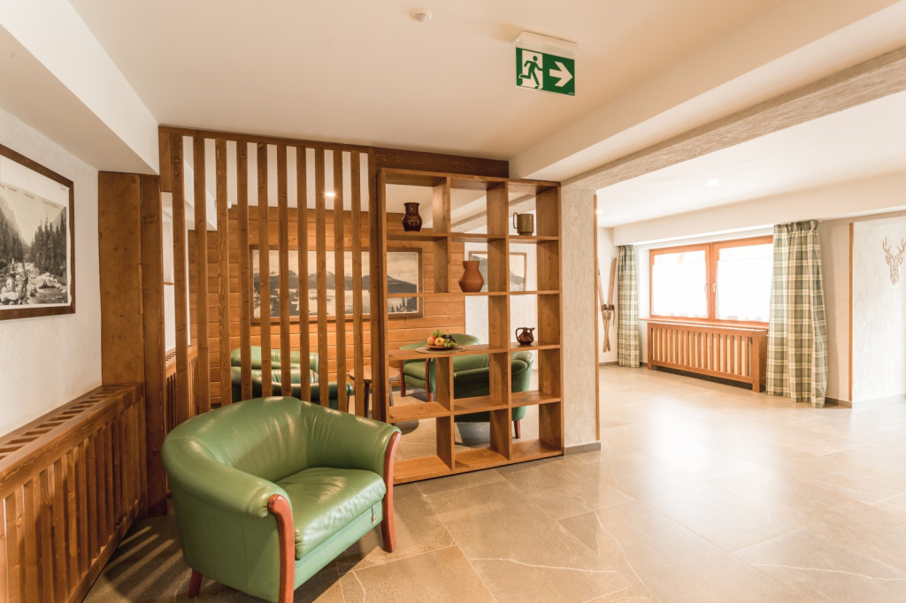 ARIETES MARMONT RESORT #6