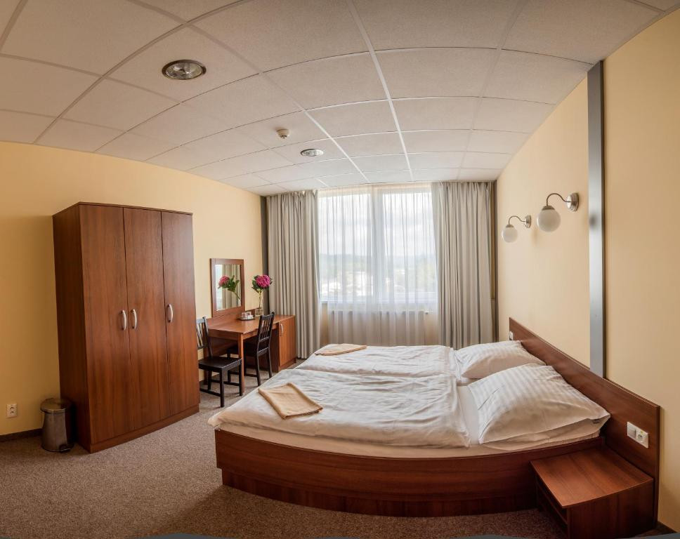 City Hotel B&B #2