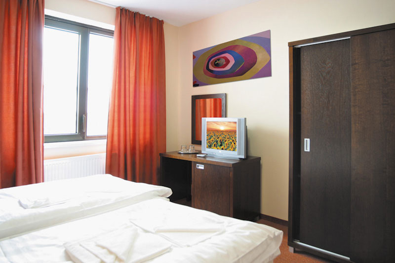 Garni Hotel COSMOPOLITAN #8