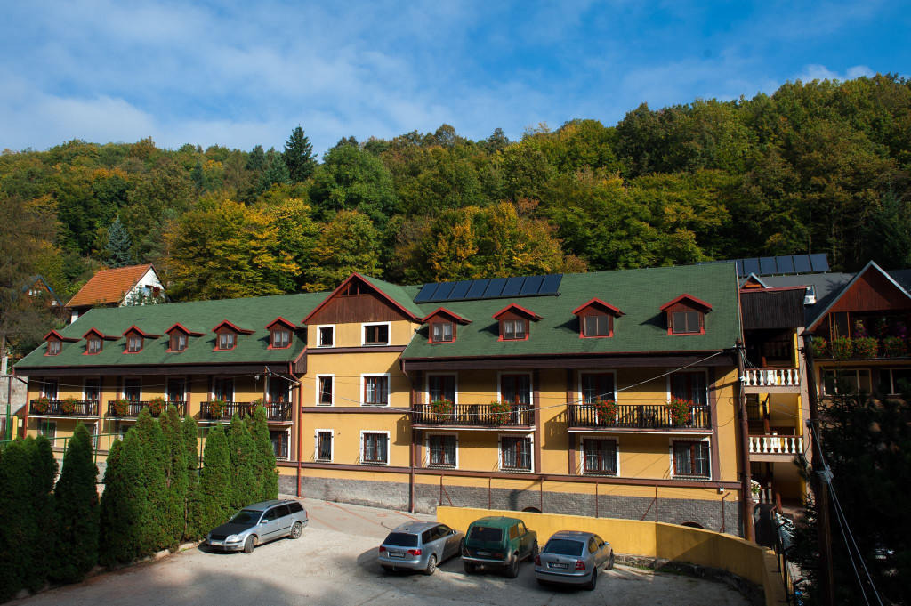 Mountain Hotel Eva #1