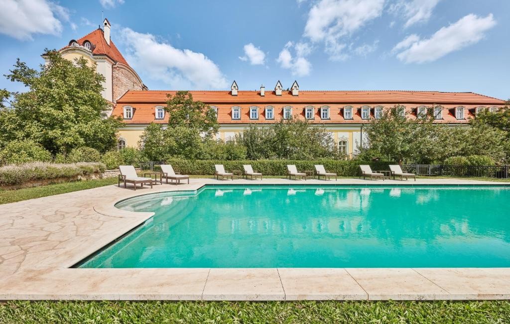 Hotel CHÂTEAU BELA #2