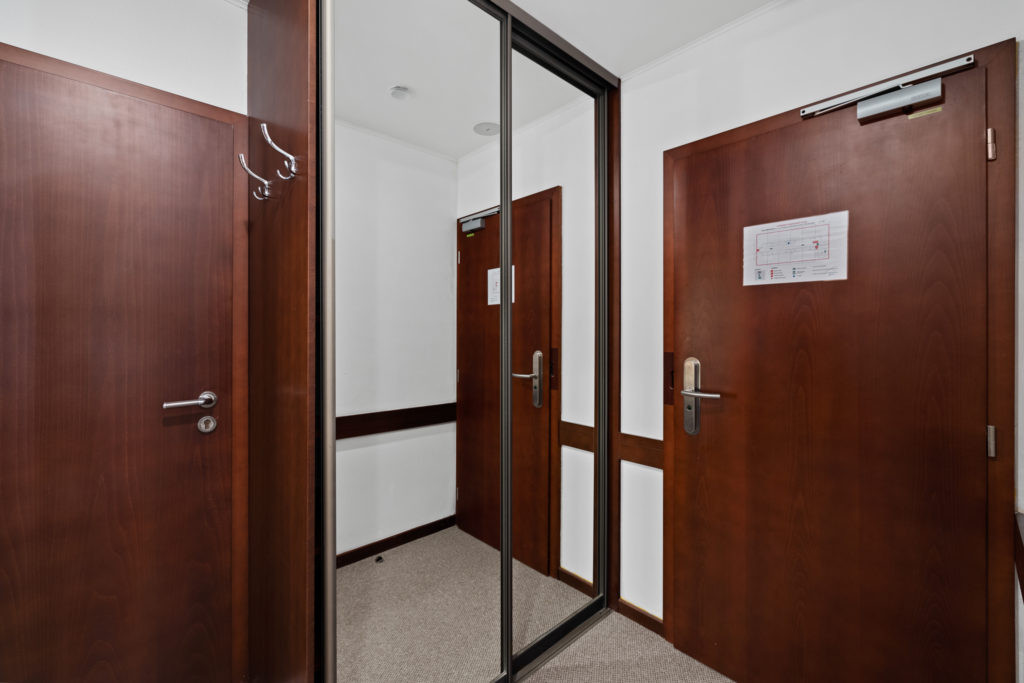 Hotel IMPOZANT #70