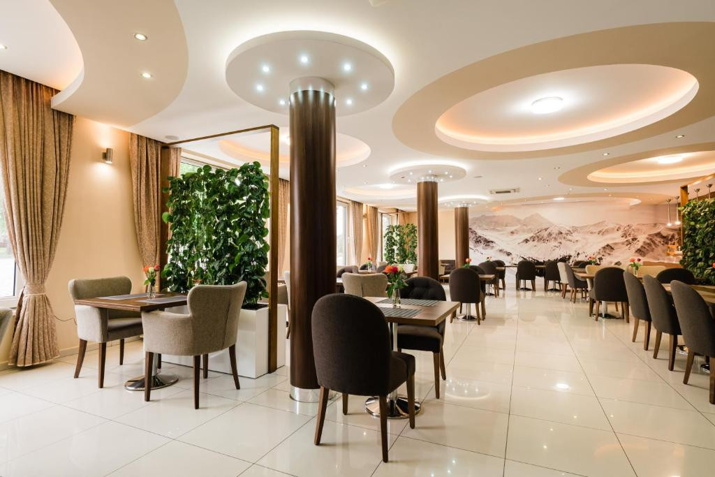 Hotel MENHARD #3