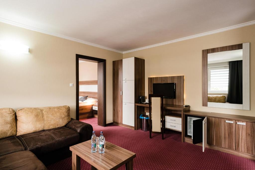 Hotel MENHARD #27