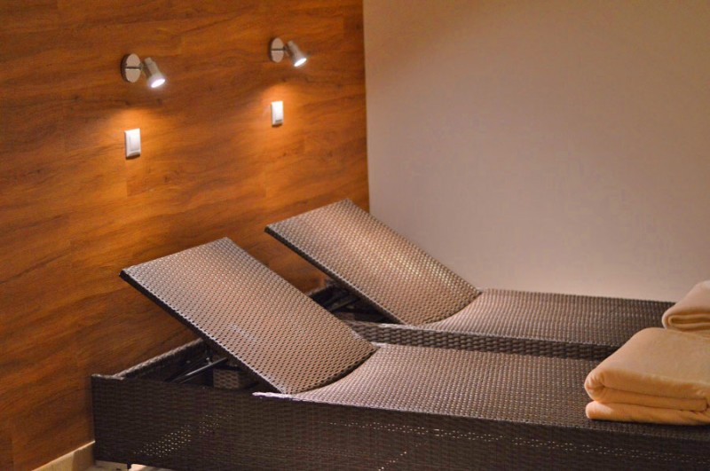 Luxurious romance for two with private spa bath and treatments #36