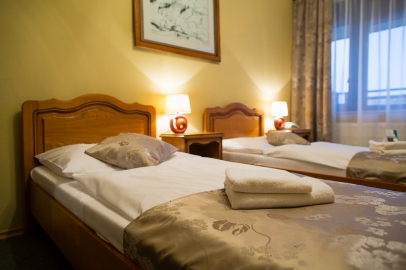Hotel SATELIT #1