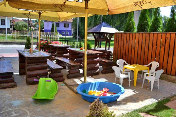 Penzion & Restaurant MANDERLAK #11