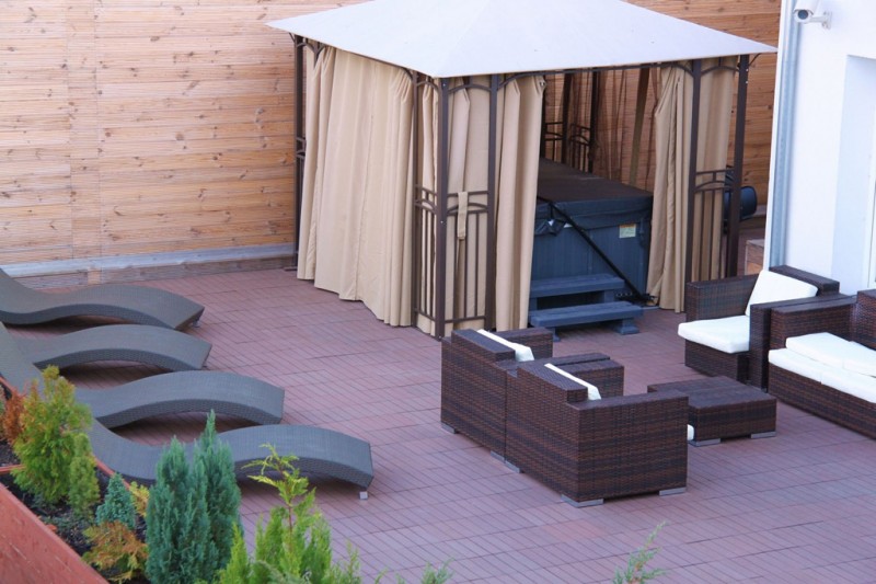VILLA GREEN #9