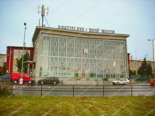 BRATISLAVA TRAIN STATION - NOVÉ MESTO