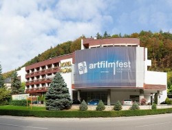 Hotel FLORA Trentschin-Teplitz Trenčianske Teplice (Trentschin-Teplitz)