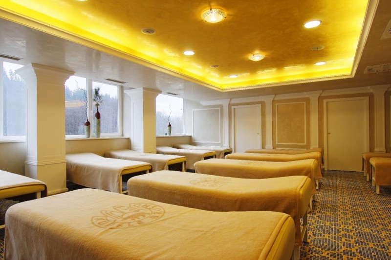 Víkendový pobyt v kúpeľoch s masážou a liečebnými procedúrami #11