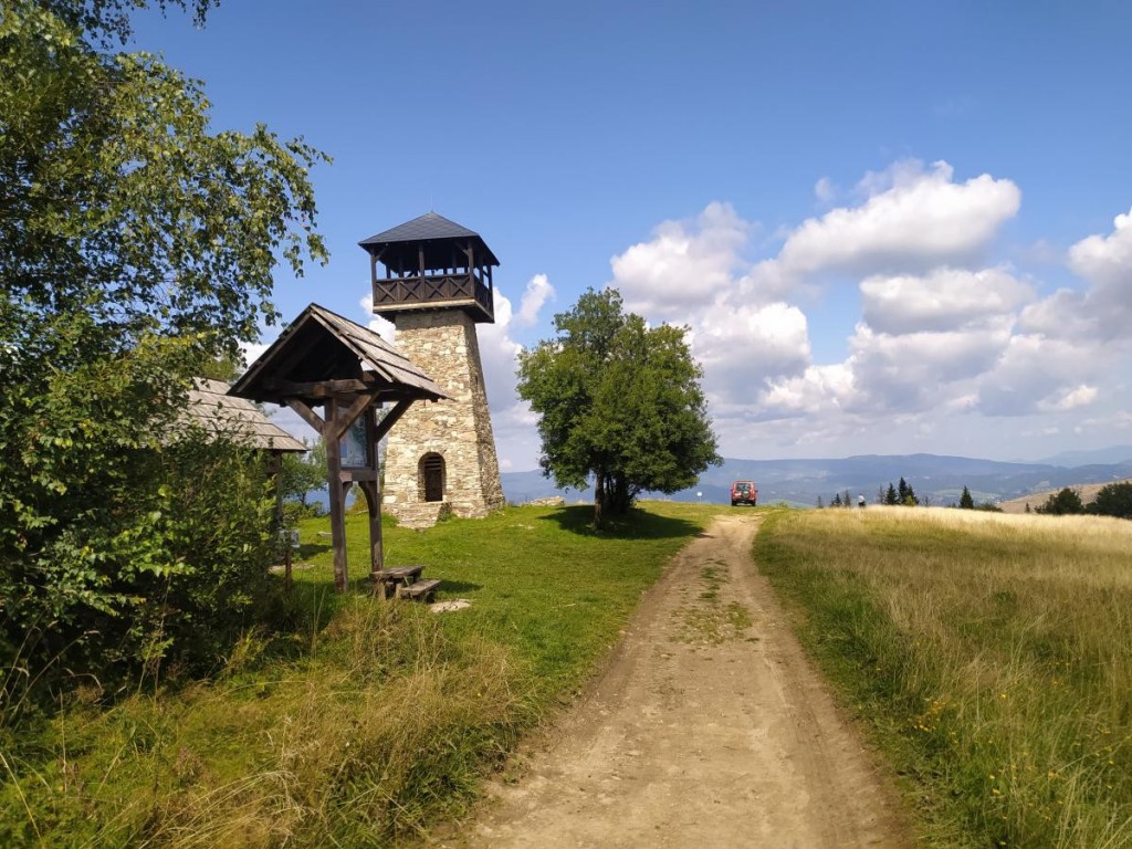 Zákopčie Lookout Tower